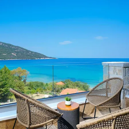 Hotel Kinira *